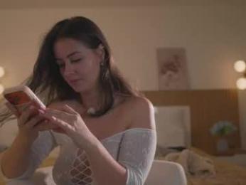 mia_greyy — modelo de webcam en línea en chaturbate