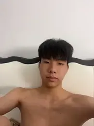 guoguo18 — Stripchat stream photo (Aug 2026)