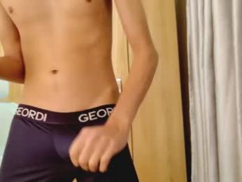 allangil — Chaturbate stream photo (Apr 2026)