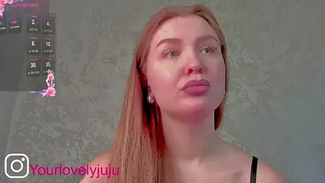 yourlovelyjul — Stripchat stream photo (Mar 2026)