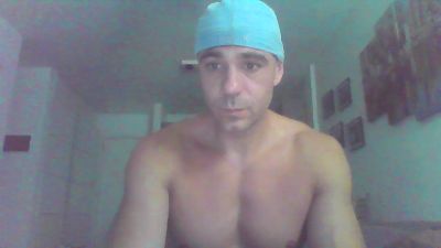 tupoke — Cam4 stream photo (Jun 2026)