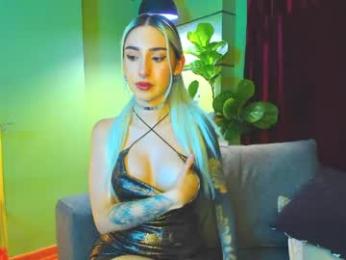 naugthymila3 — Chaturbate stream photo (Apr 2026)
