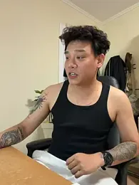 latava — Stripchat stream photo (Aug 2026)