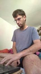 frenchyhothairy — Cam4 stream photo (Apr 2026)