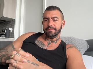 Izzi — Flirt4free profile photo