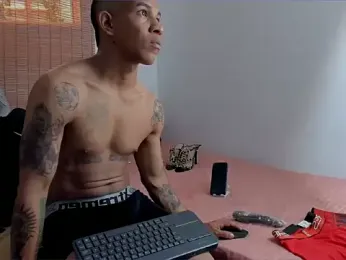 mcmax_huge — Stripchat stream photo (Feb 2024)
