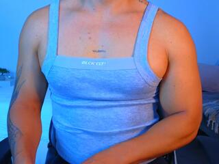 Esteban De Louis — flirt4free