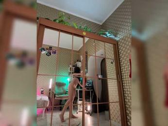 MilashaNyasha — modelo de webcam en línea en bongacams