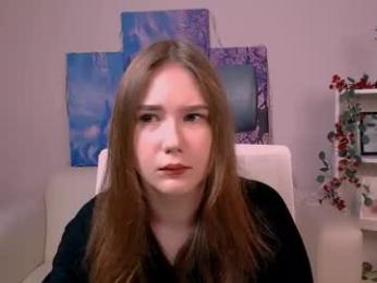 mary_silver — Chaturbate stream photo (Apr 2025)