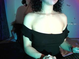 Lady Williams — flirt4free