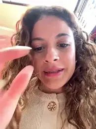 alana15 — modelo de webcam en línea en stripchat