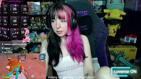 CutieTracer — modelo de webcam en línea en stripchat