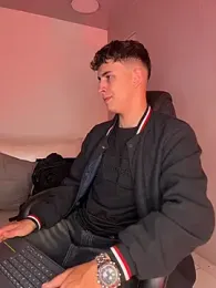 AdrianRinaldi — Stripchat stream photo (Mar 2026)