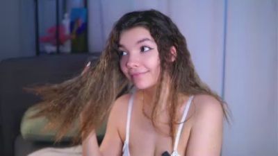 RowenaBunyard — Cam4 stream photo (Apr 2026)