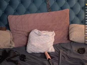 shiny_lily — modelo de webcam en línea en chaturbate