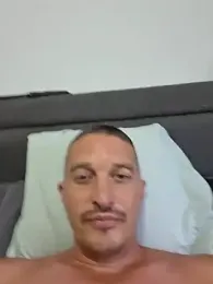 touristeqc — Stripchat stream photo (Aug 2026)