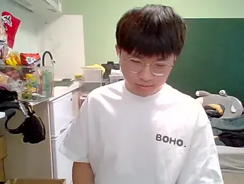 Yang_571 — Stripchat stream photo (Jun 2026)