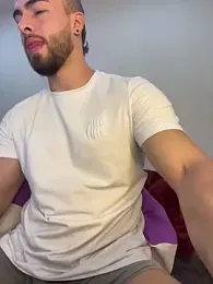 MaxDell — Stripchat stream photo (Mar 2026)