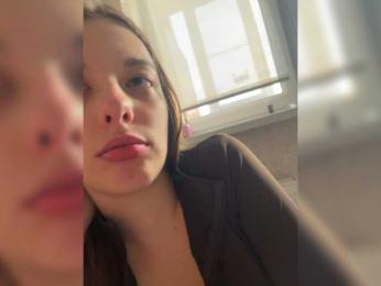 kasta — modelo de webcam en línea en bongacams