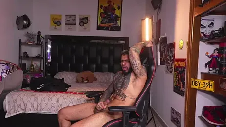 logan_hugh8 — Stripchat profile photo
