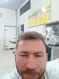 RobertoLuiz84 — Stripchat stream photo (Apr 2026)