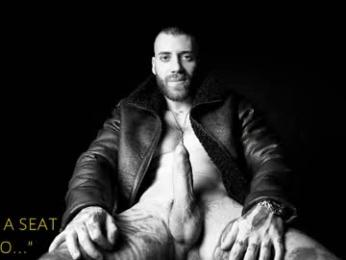 c_o_n_q_u_e_r — modelo de webcam en línea en chaturbate