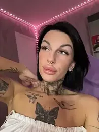 angel_devil_forever — Stripchat stream photo (Apr 2026)