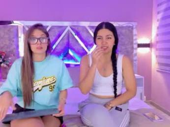 larabrook — modelo de webcam en línea en chaturbate