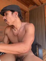 caiiobahia — Stripchat stream photo (May 2026)
