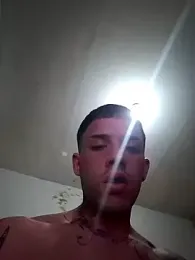 69ninee — Stripchat stream photo (Mar 2026)