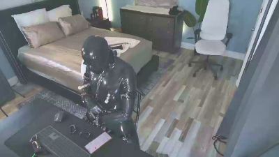 Tightlyrubberd — Cam4 stream photo (Feb 2026)