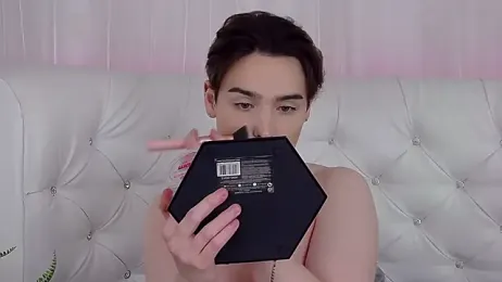 RobbyCharming — modelo de webcam en línea en stripchat