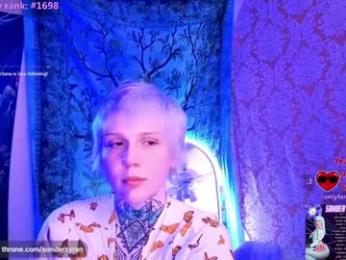 tricky_nymph — modelo de webcam en línea en chaturbate