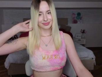 Bella-crazyy — Bongacams stream photo (May 2026)
