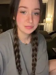 nerdynina — Stripchat stream photo (Apr 2026)