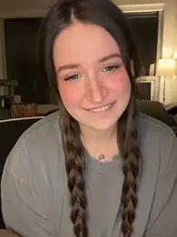 nerdynina — Stripchat stream photo (Apr 2026)