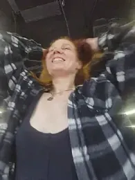 Exhibitionsplit — Stripchat stream photo (Sep 2026)