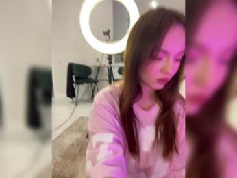 OlivkaVif — modelo de webcam en línea en bongacams