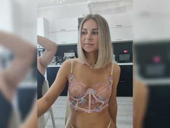 Vasilisa-and-Zhenya — modelo de webcam en línea en bongacams