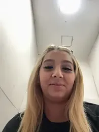 hotamanda01 — modelo de webcam en línea en stripchat