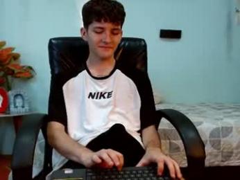 trevor_mob — modelo de webcam en línea en chaturbate