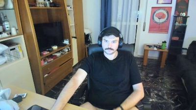 hornyboy327 — modelo de webcam en línea en cam4