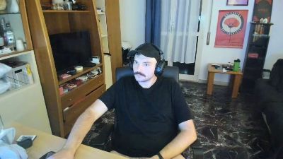 hornyboy327 — modelo de webcam en línea en cam4