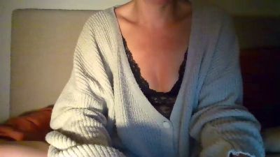 Jolie_Chaude_29 — modelo de webcam en línea en cam4