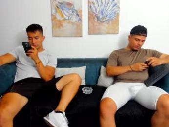 straight__friends — Chaturbate stream photo (Mar 2026)