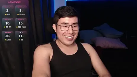 andrewmhilton_ — Stripchat stream photo (Apr 2026)