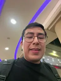 andrewmhilton_ — Stripchat stream photo (Apr 2026)