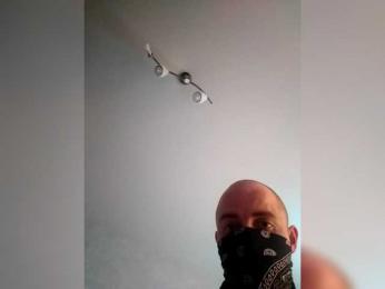 SemagaKisyusha — modelo de webcam en línea en bongacams