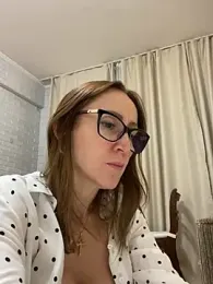 LauraDavis — Stripchat stream photo (Feb 2026)