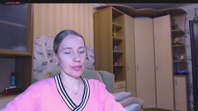 Oly_nice — Cam4 stream photo (Feb 2026)